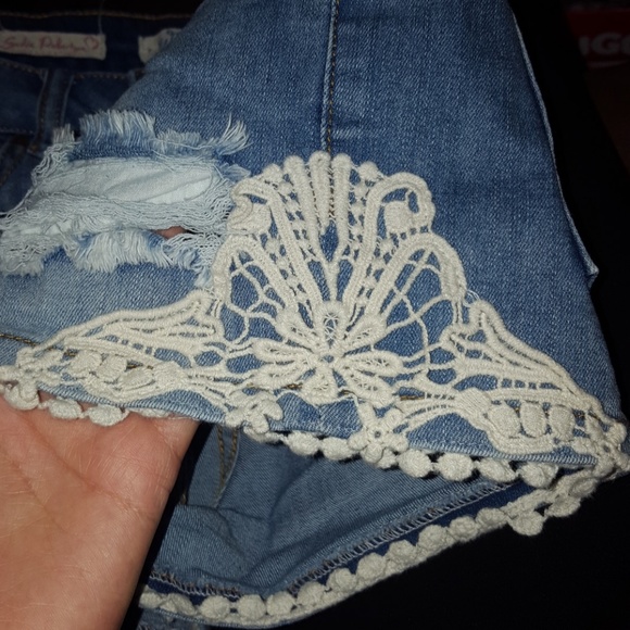 Lace shorts - Picture 2 of 5